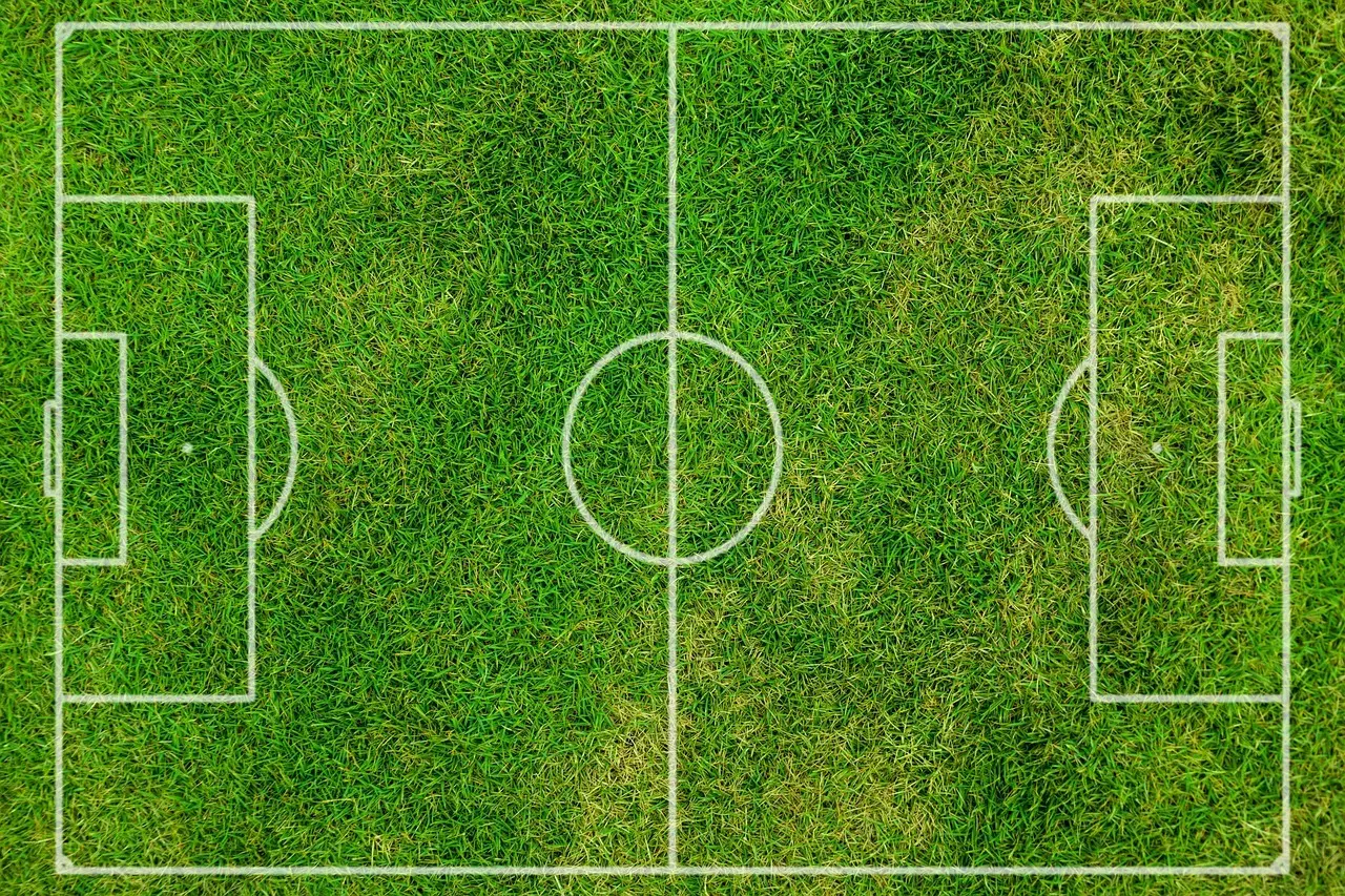 Drømmestart og dramatik i åbningsrunden – sådan blev første spillerunde i II Liga East 25/26